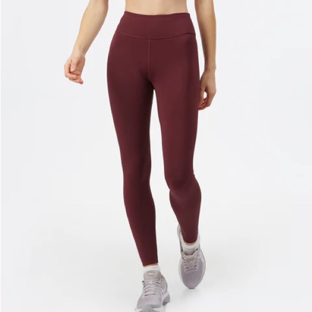 tentree In Motion High Rise Legging in Fig